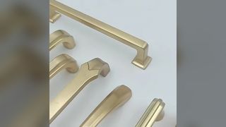 Cajón simple sólido nórdico s de la manija del guardarropa del gabinete de la manija de la aleación de aluminio de las ventas directas del fabricante