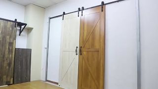 Juego de accesorios de herrajes para riel de suspensión de puerta de Granero en forma de J, puerta corrediza deslizante, guía silenciosa