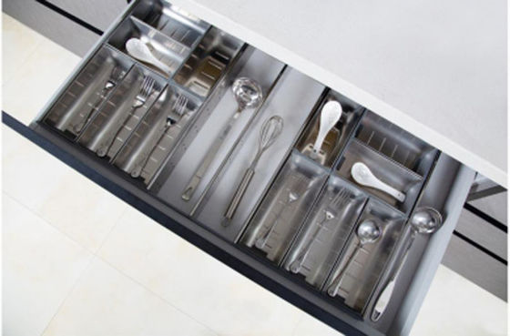 Organizador extensible del cajón de los cubiertos de los cubiertos de la cocina